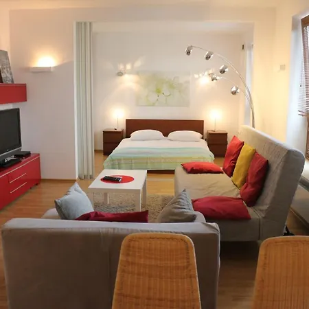Center - Atelier Apartment