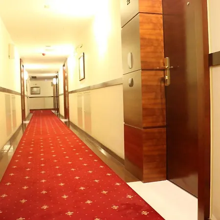 Apartamento Center - Atelier Varsóvia