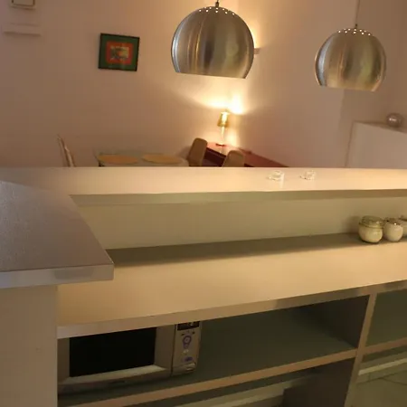 Center - Atelier Apartment *