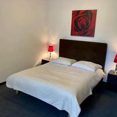 Center - Atelier Apartment *