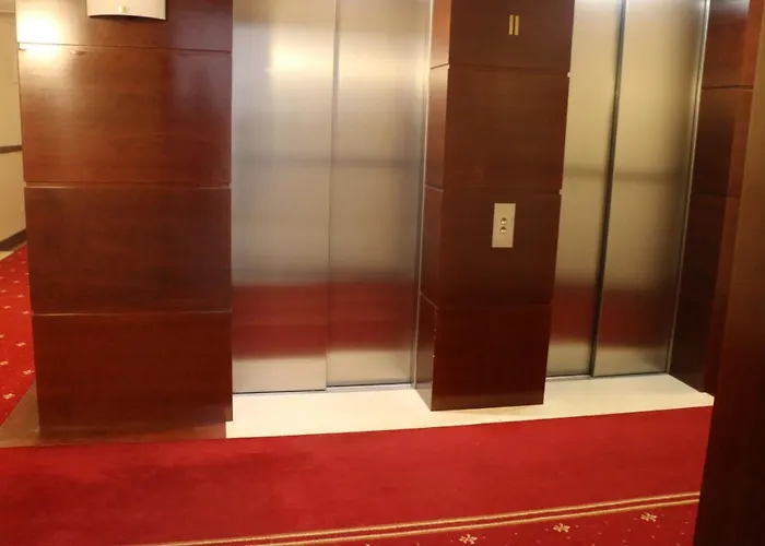 Center - Atelier * Βαρσοβία