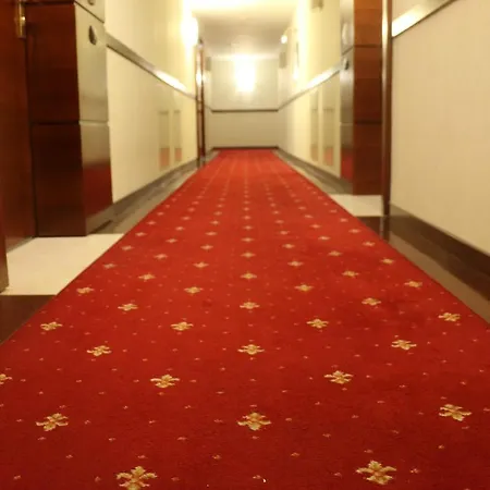 Center - Atelier 华沙