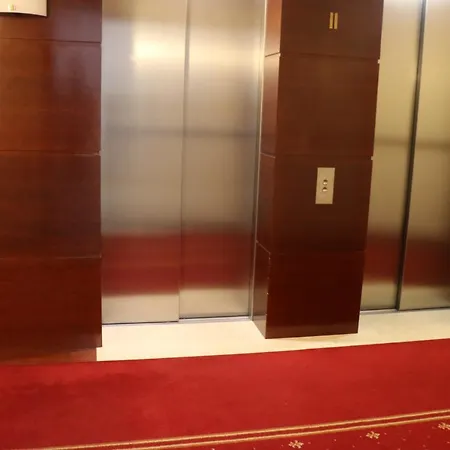 Center - Atelier * 华沙