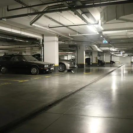 Center - Atelier 公寓 *