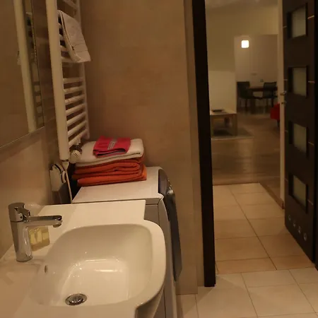 Center - Atelier 华沙