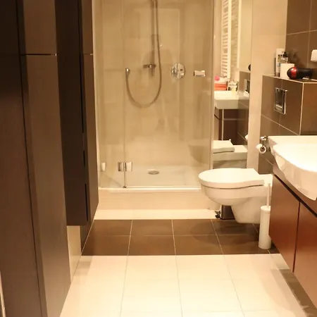 Center - Atelier 公寓 *